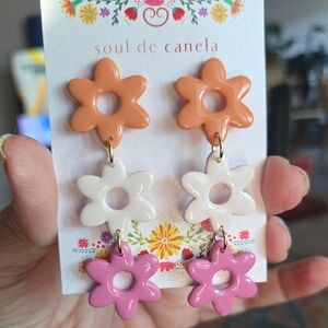 Acrylic Dangle Floral Earrings NEW